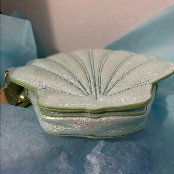 Disney Princess ARIEL Shell Coin Purse by Bath and Body Works - Picture 6 of 6
